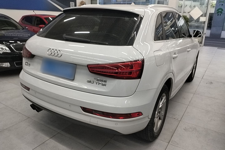 Audi Q3 2018 #7 Audi Q3 2018 car image #7