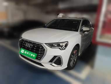 Audi Q3 2021 Audi Q3 2021 immagine di auto