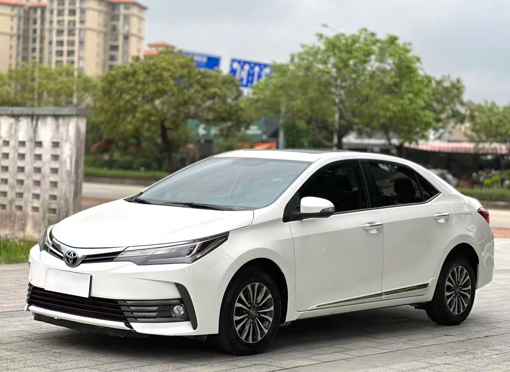 Toyota Corolla 2018 car image 