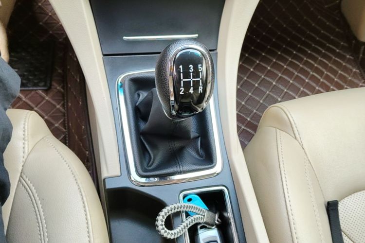 GEELY Emgrand 2018 #14 GEELY Emgrand 2018 car image #14