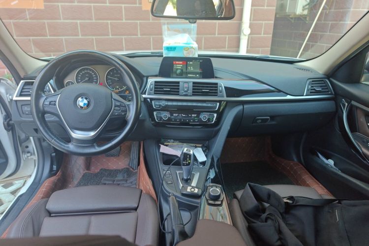 BMW 3 Series 2017 #12 BMW 3 Series 2017 car image #12