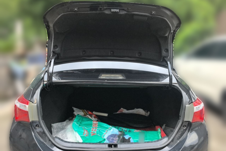2016 immagine di auto #18