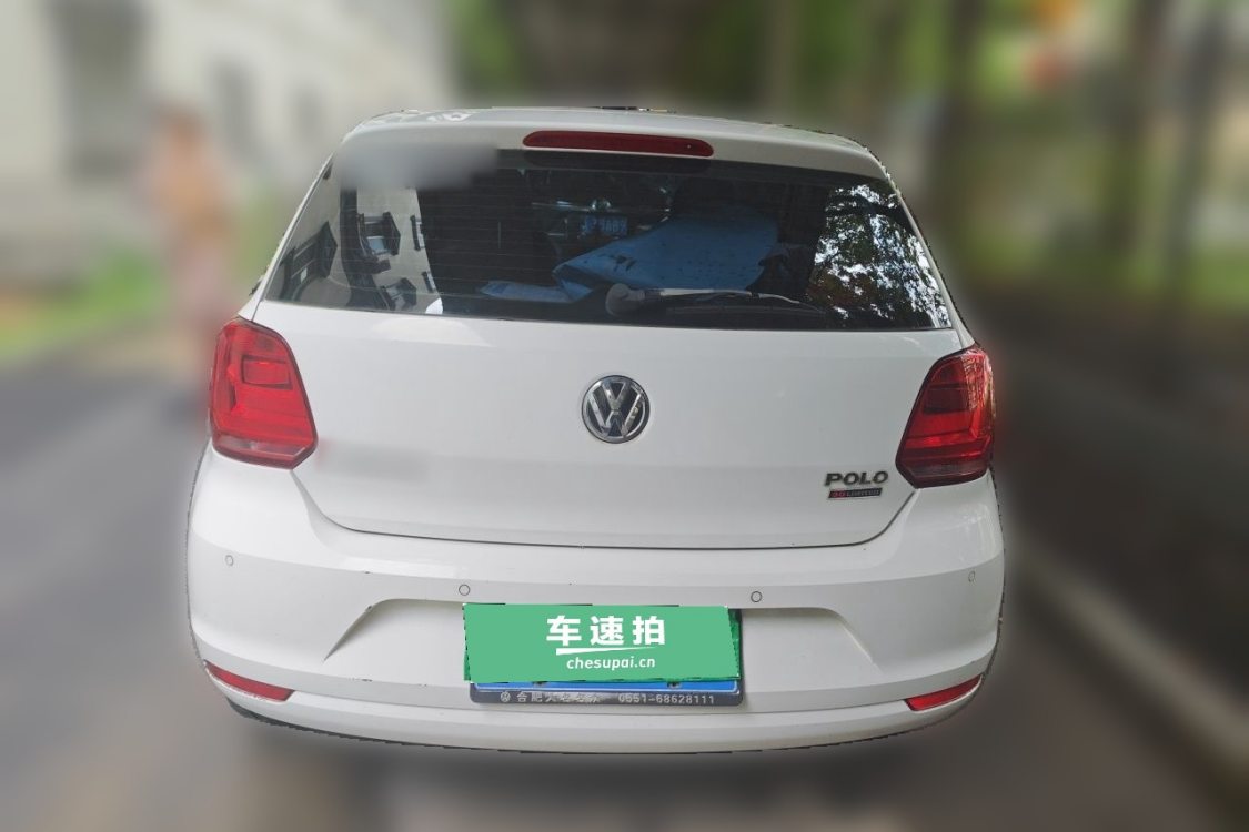 Volkswagen Polo 2014 car image #6