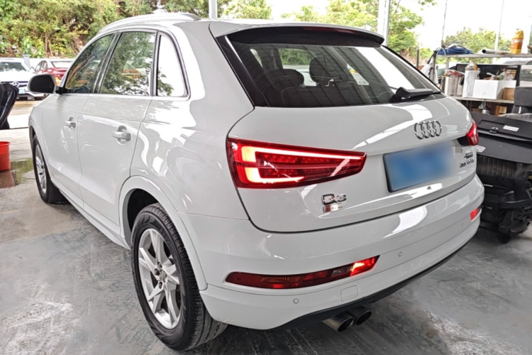 Audi Q3 2017 #5 Audi Q3 2017 car image #5