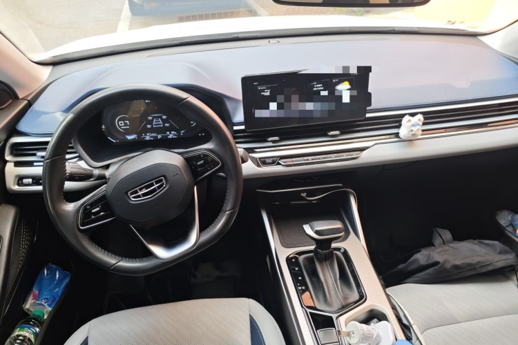 GEELY Emgrand 2022 #7 GEELY Emgrand 2022 car image #7