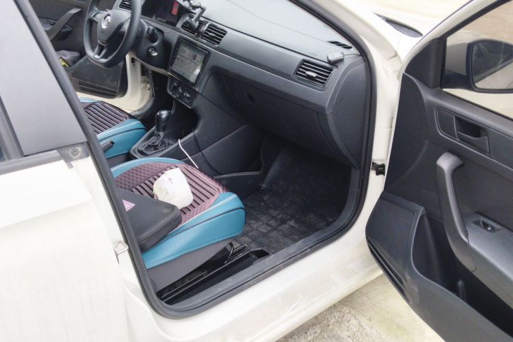 Volkswagen Santana 2020 car image #23