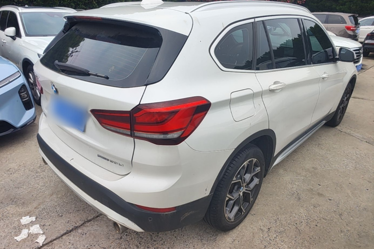 BMW X1 2021 car image #7