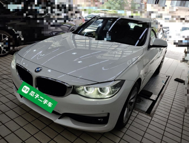 BMW 3 Series GT 2018 BMW 3 Series GT 2018 car image