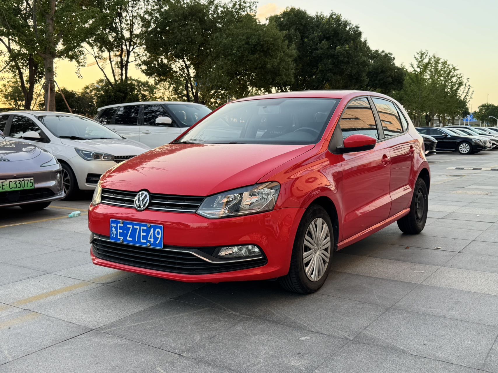 Volkswagen Polo 2018 immagine di auto 