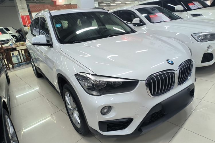 BMW X1 2017 #4 BMW X1 2017 car image #4