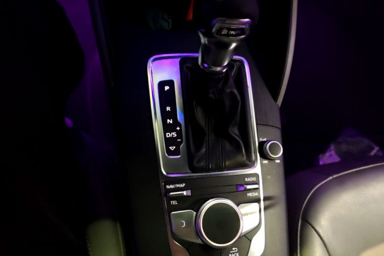 Audi A3 2018 #16 Audi A3 2018 car image #16