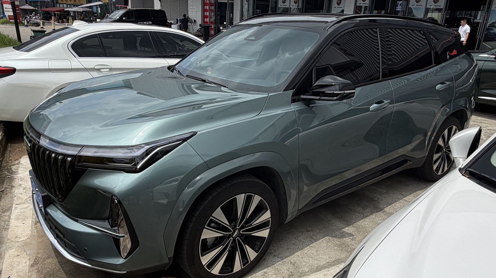 GEELY Boyue L 2025 GEELY Boyue L 2025 car image