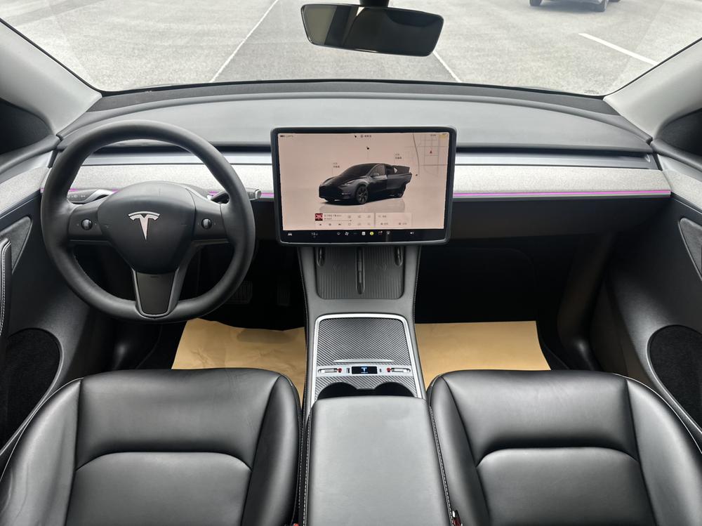 Tesla Model Y 2024 #12 Tesla Model Y 2024 car image #12