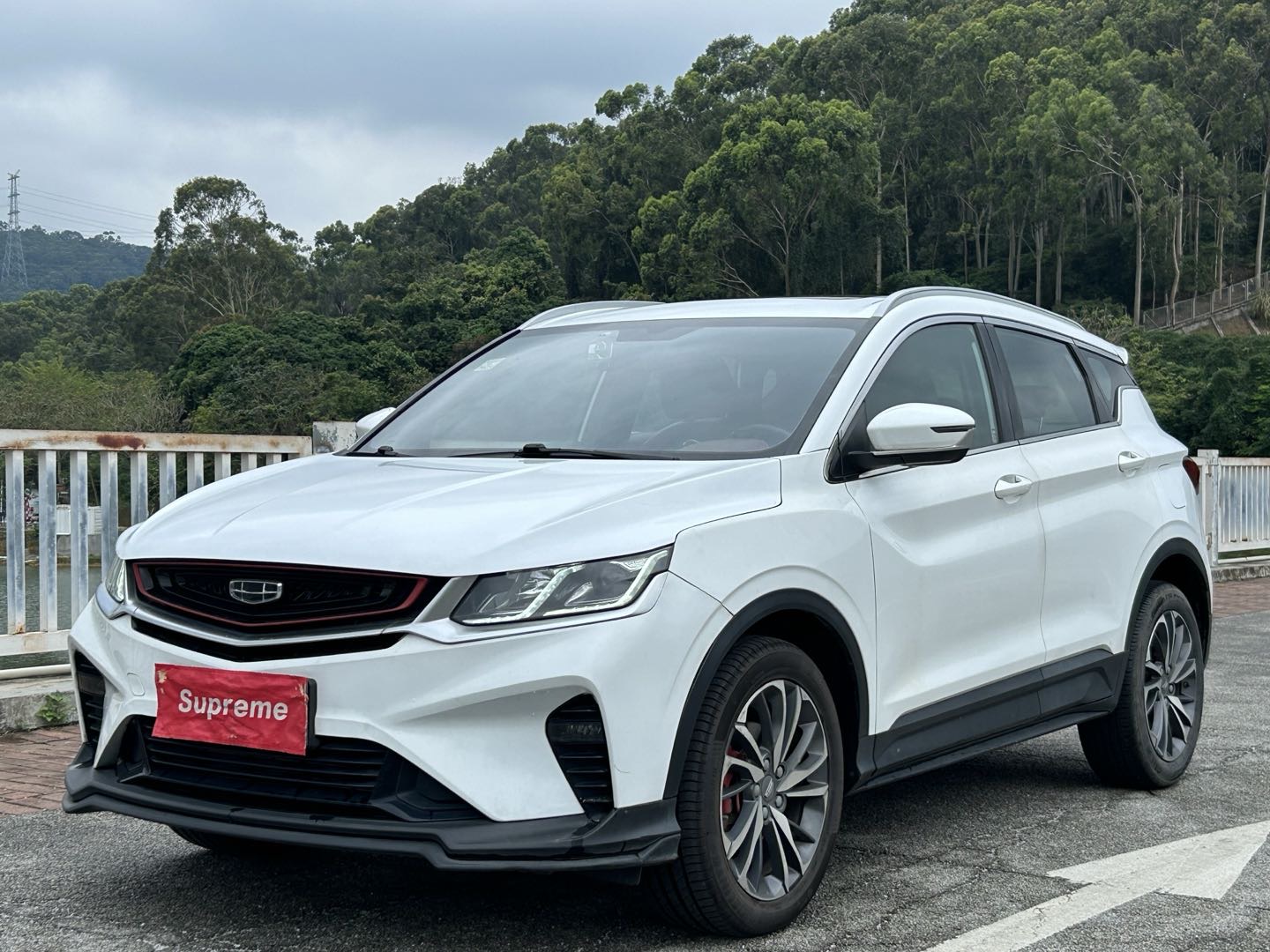 GEELY Coolray 2021 GEELY Coolray 2021 car image