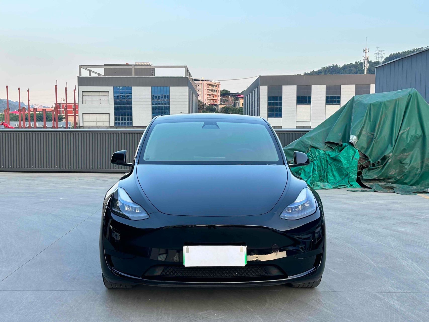 Tesla Model Y 2023 #2 Tesla Model Y 2023 car image #2