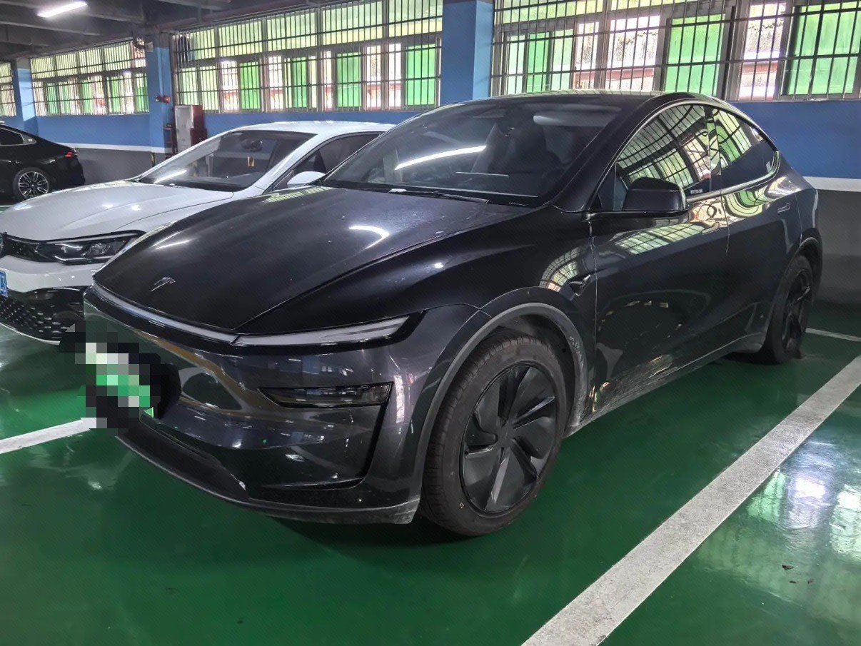 Tesla Model Y 2025 Tesla Model Y 2025 car image