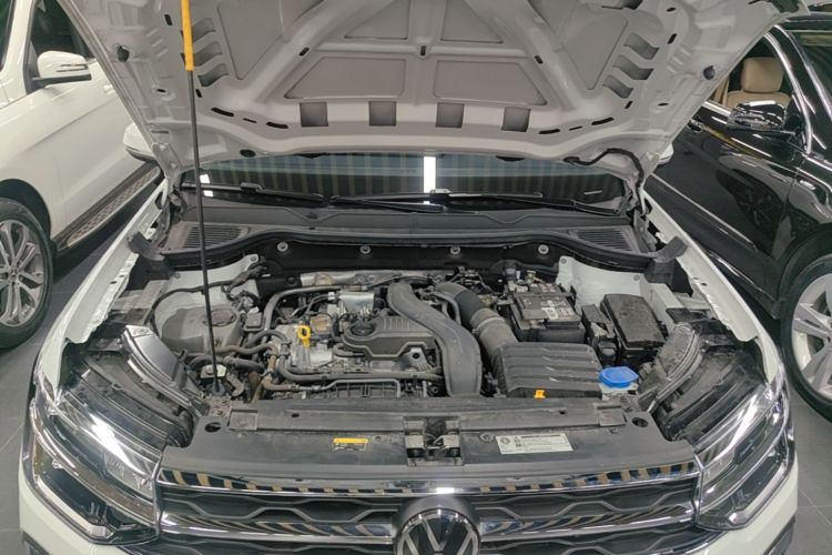 Volkswagen Tharu 2024 immagine di auto #22