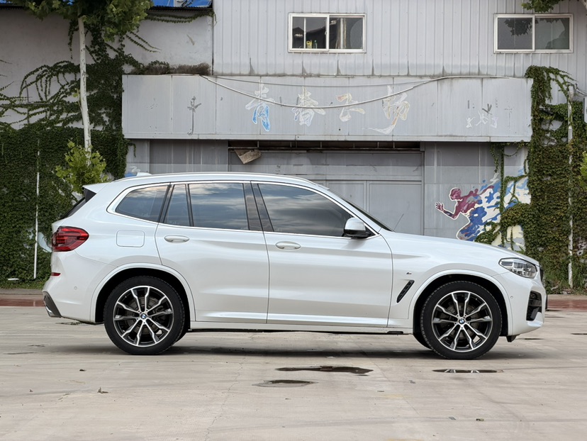 BMW X3 2021 #4 BMW X3 2021 car image #4