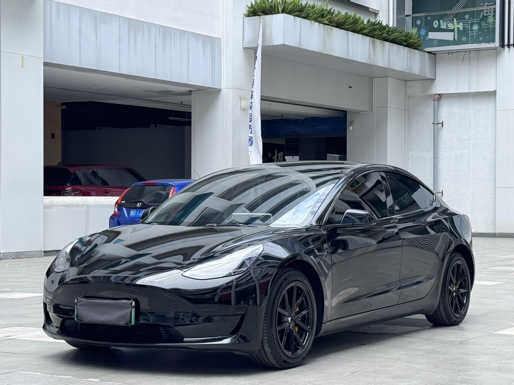 Tesla Model 3 2021 car image 