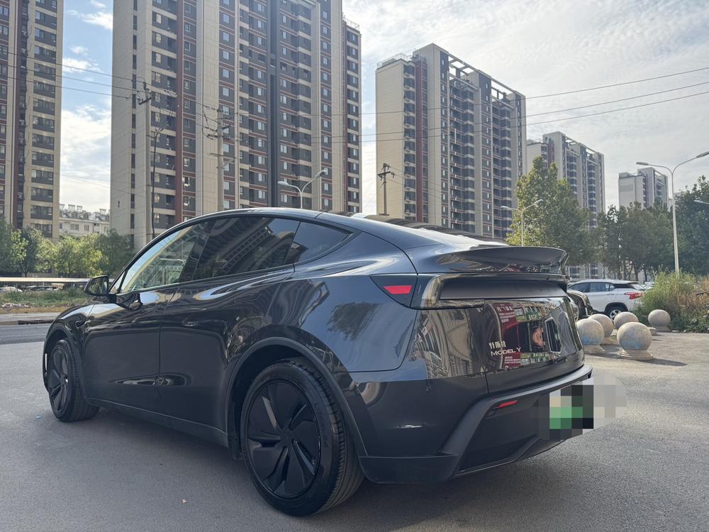 Tesla Model Y 2025 #4 Tesla Model Y 2025 imagen de coche #4