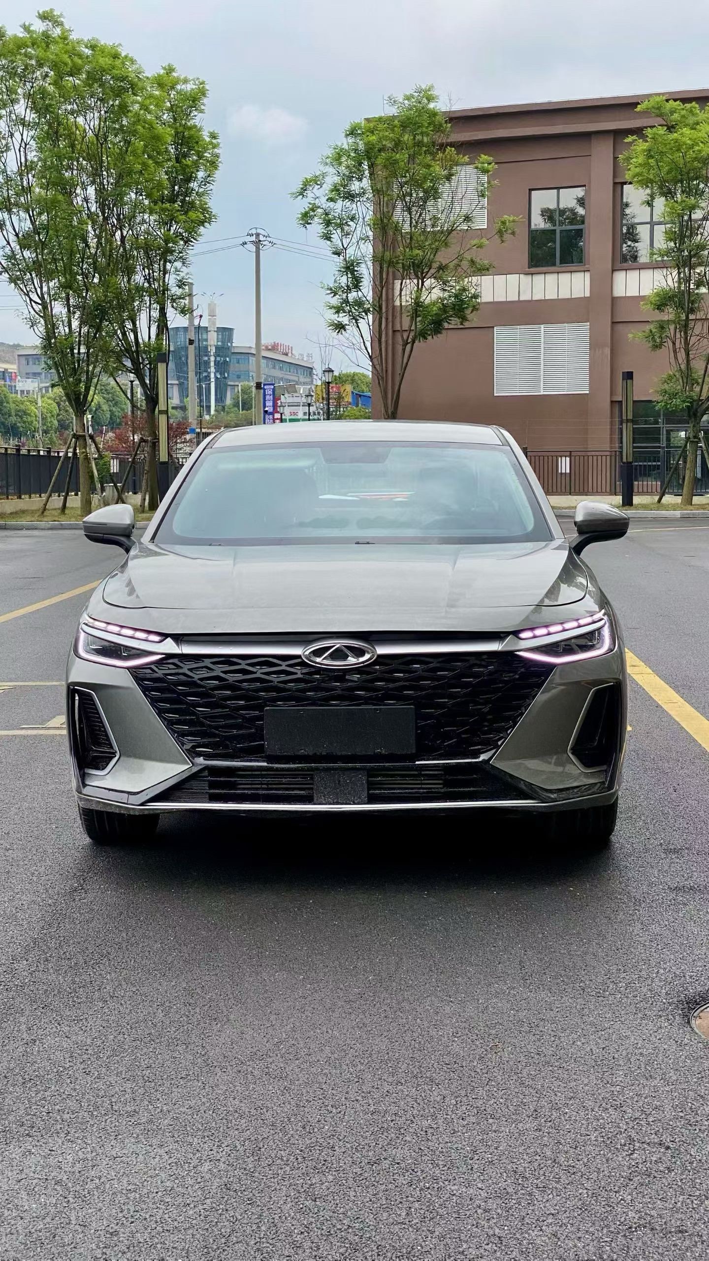 Chery Arrizo 8 2025 car image #2