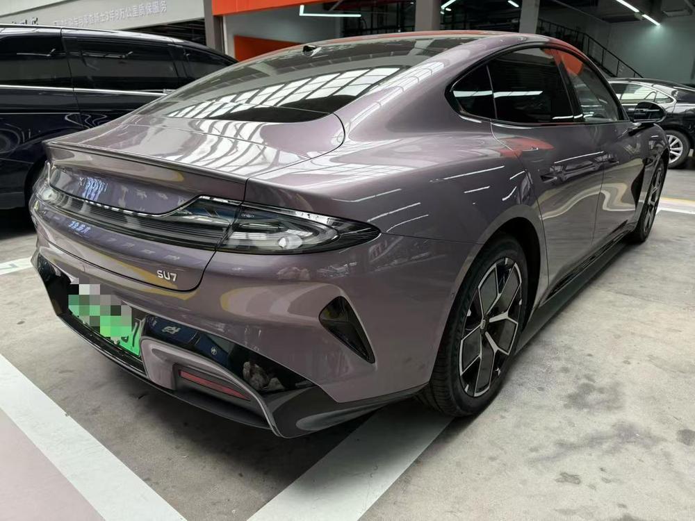 MI SU7 2025 car image #4