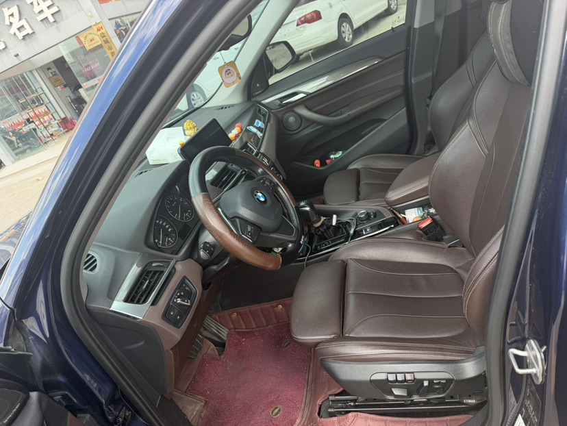 BMW X1 2017 #2 BMW X1 2017 car image #2