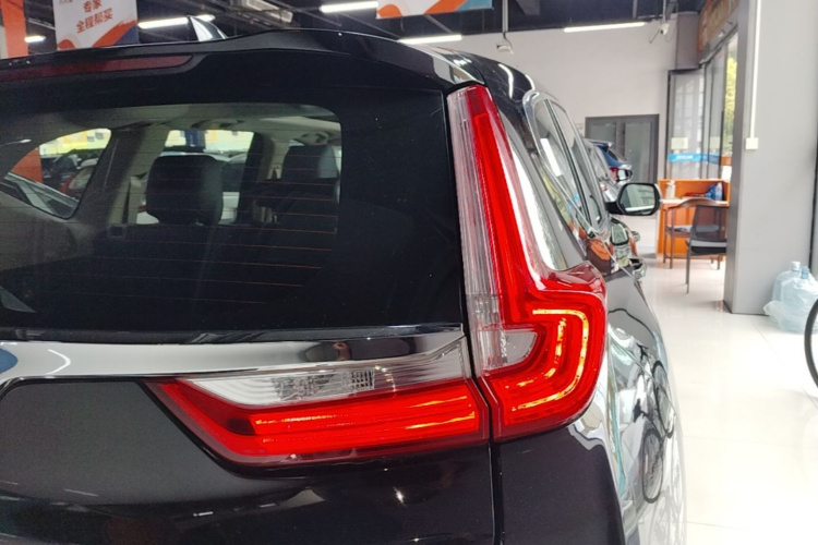 Honda CR-V 2020 #8 Honda CR-V 2020 car image #8