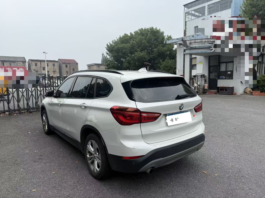 BMW X1 2017 #5 BMW X1 2017 car image #5
