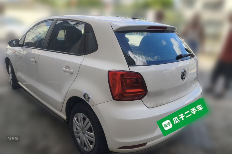 Volkswagen Polo 2015 car image #5