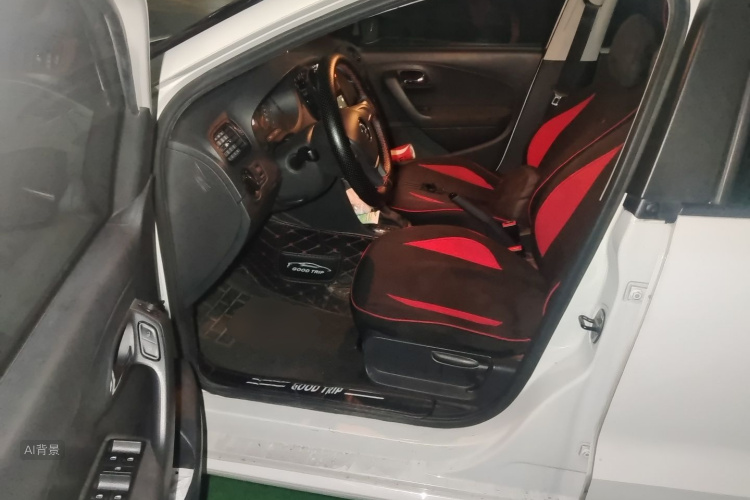 Volkswagen Polo 2018 car image #18