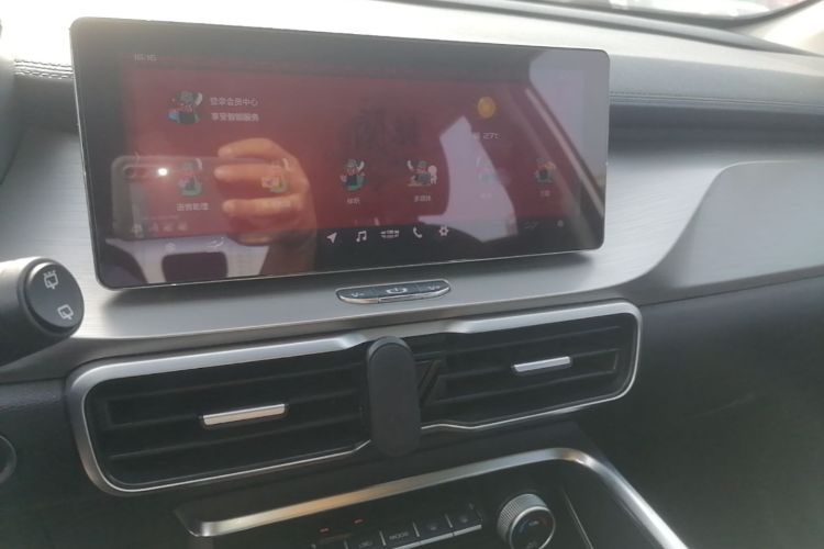 GEELY Coolray 2020 صورة سيارة #13