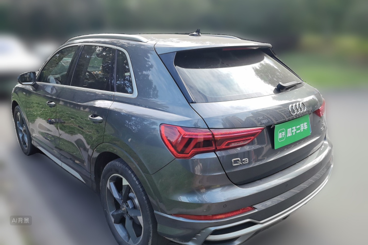 Audi Q3 2021 car image #5