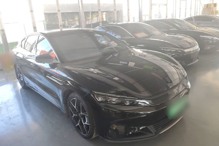 BYD Han 2023 car image #6