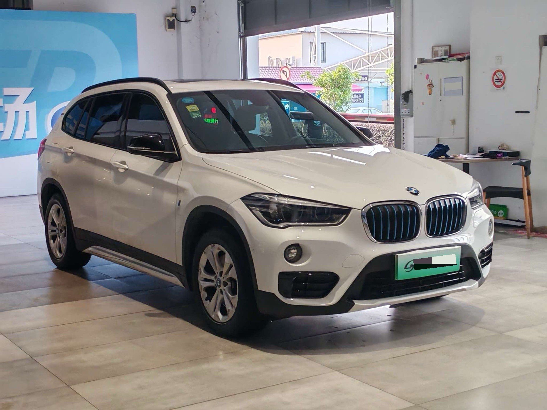 BMW X1 New Energy 2018 car image #3