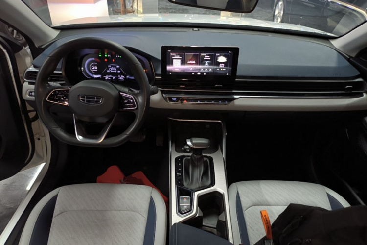 GEELY Emgrand 2021 #10 GEELY Emgrand 2021 car image #10