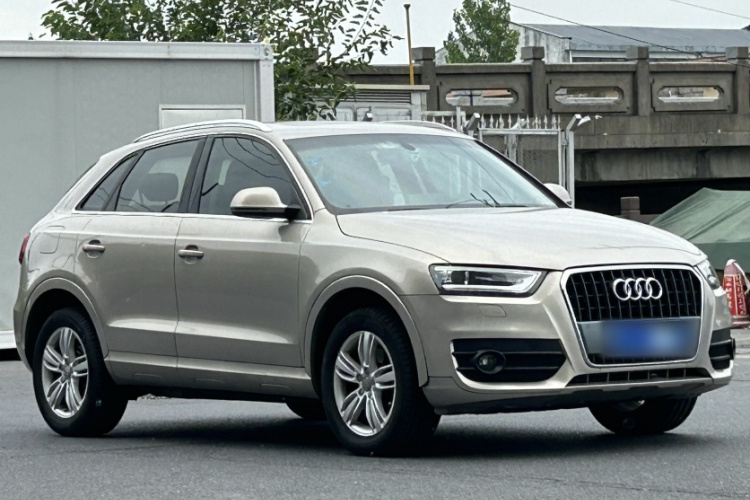 Audi Q3 2015 #9 Audi Q3 2015 immagine di auto #9
