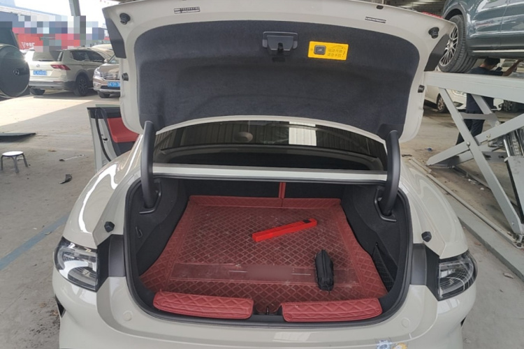 MI SU7 2024 car image #19