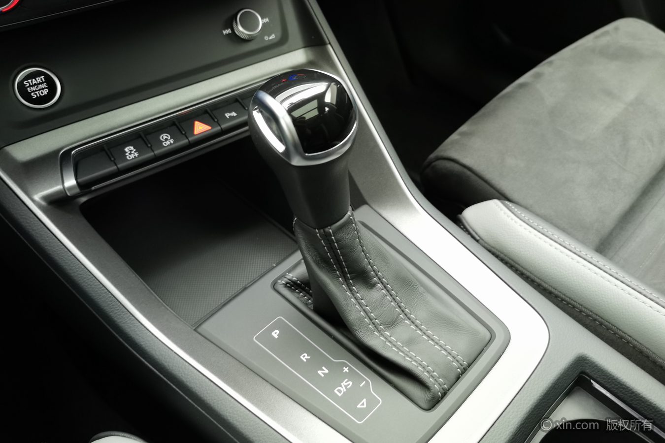 Audi Q3 2023 imagen de coche #14