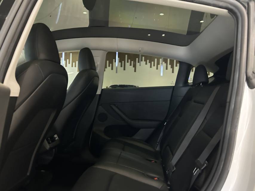 Tesla Model Y 2022 #7 Tesla Model Y 2022 car image #7