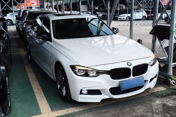 BMW 3 Series 2018 #4 BMW 3 Series 2018 car image #4