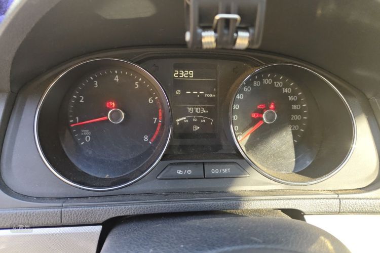Volkswagen Lavida 2015 car image #14
