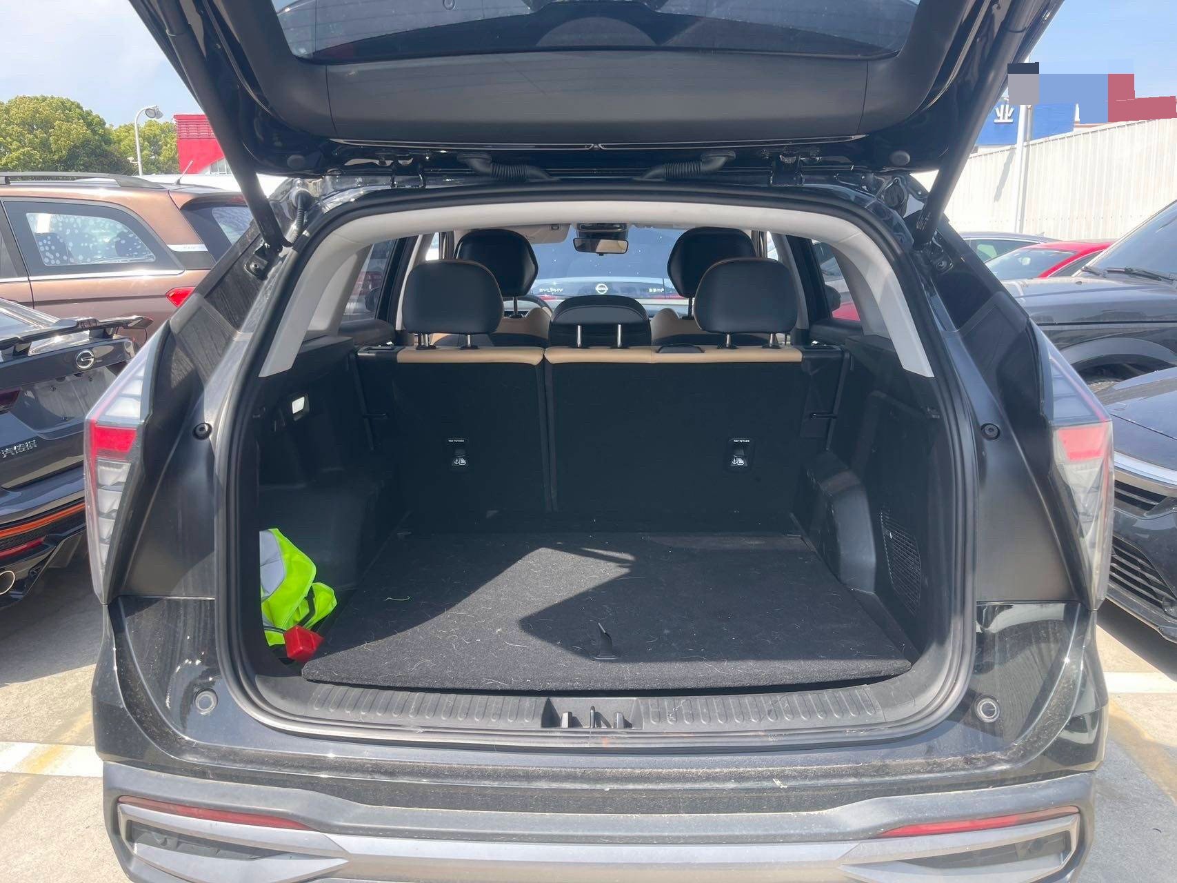 GEELY Boyue L 2023 car image #6