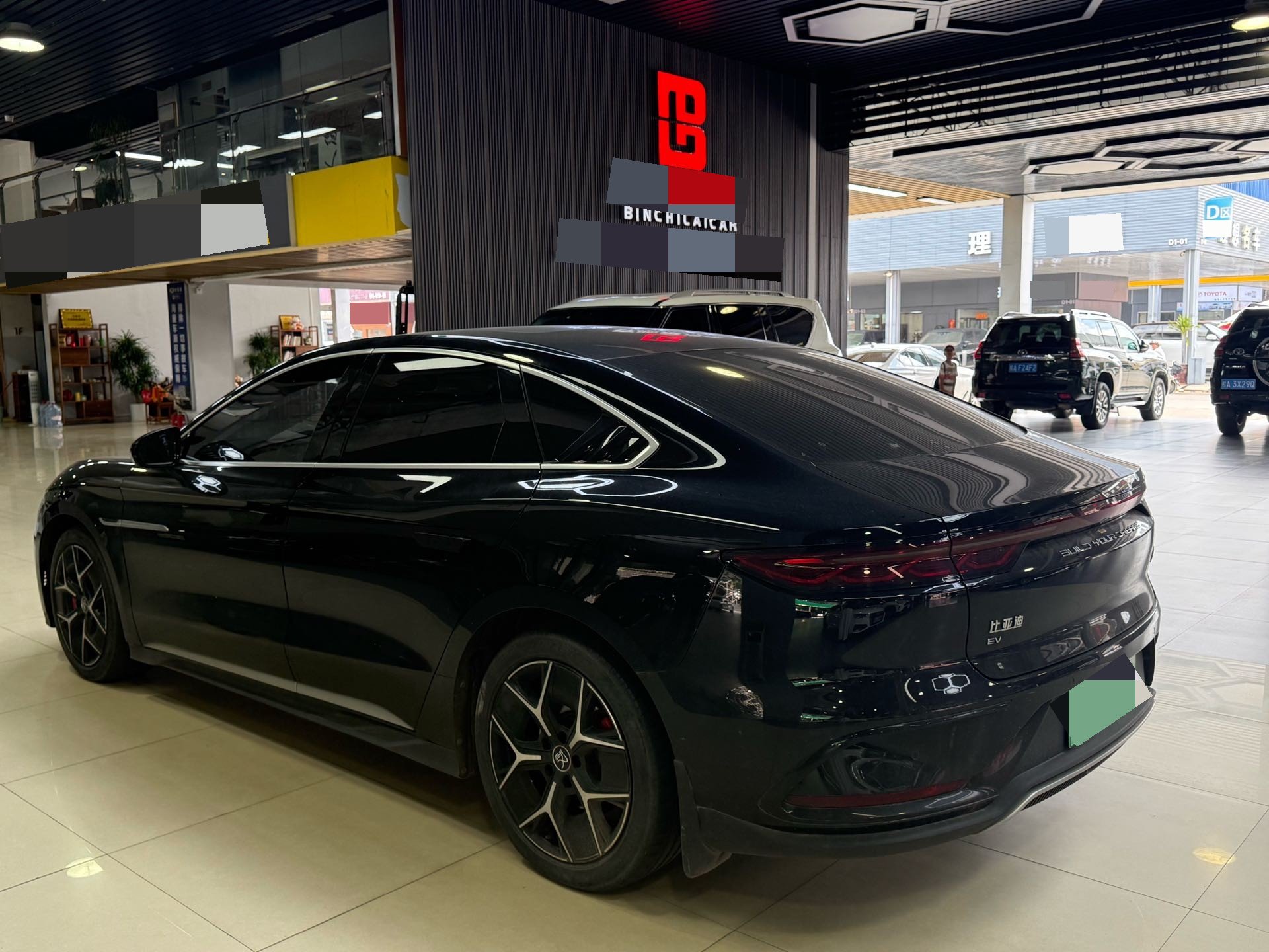 BYD Han 2023 car image #4
