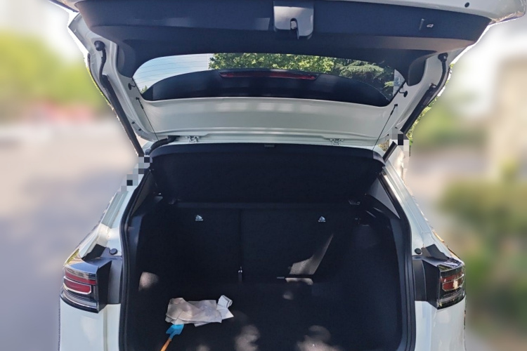 Volkswagen Tharu 2025 car image #17