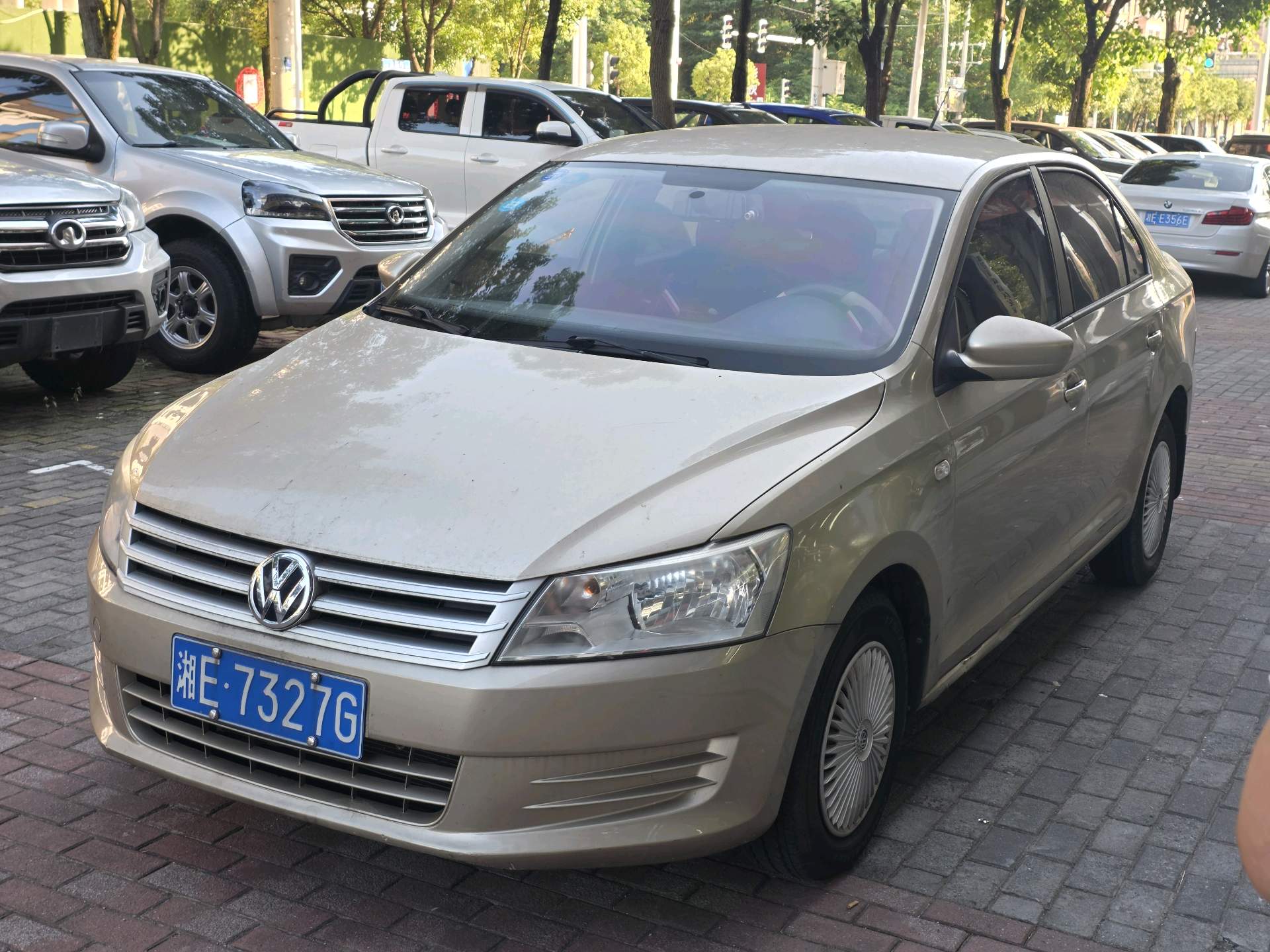 Volkswagen Santana 2013 Volkswagen Santana 2013 car image