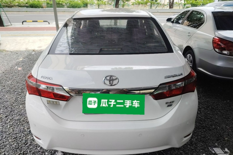 Toyota Corolla 2017 car image #6