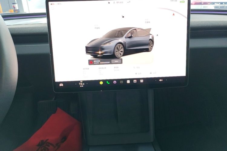 Tesla Model 3 2024 #13 Tesla Model 3 2024 car image #13