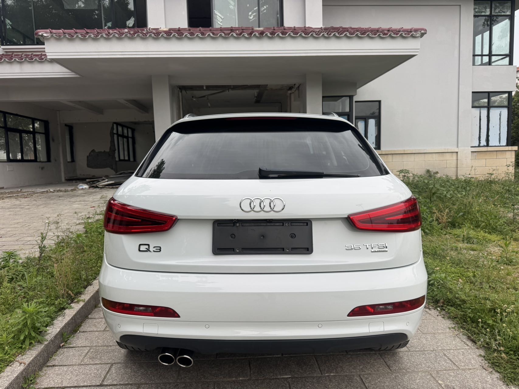 Audi Q3 (Imported) 2013 car image #5