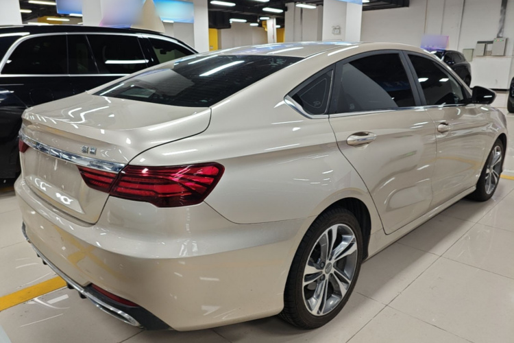 GEELY Binray 2019 car image #5